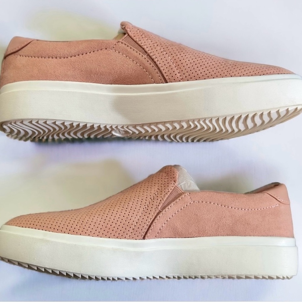Dr. Scholl's Shoes Wink Perforated Slip On (Women)